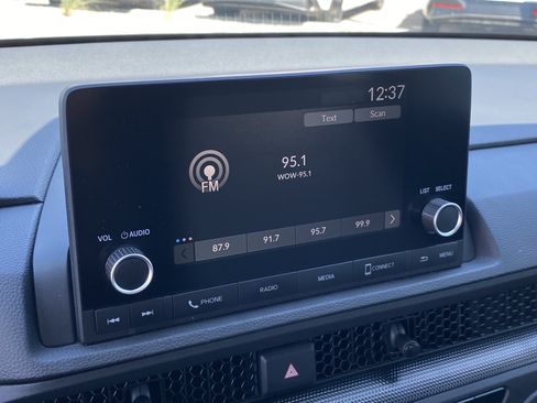 Used 2023 Honda CR-V EX image 22