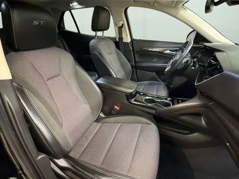Used 2022 Buick Envision Preferred w/ Sport Touring Package FWD image 9