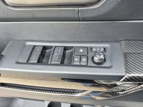 Used 2022 Toyota Tundra Limited image 14