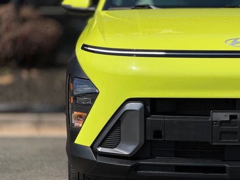 Used 2024 Hyundai Kona SEL image 4