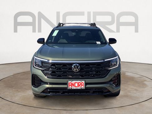 New 2026 Volkswagen Atlas Cross Sport SEL R-Line image 3