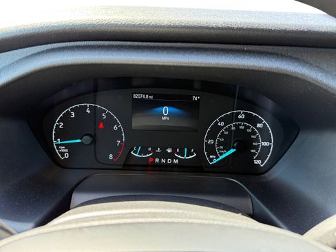 Used 2022 Ford Transit 350 XLT RWD image 11