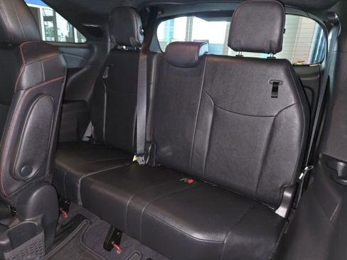 Used 2025 Toyota Sienna XSE w/ XSE Plus Package AWD/4WD image 23