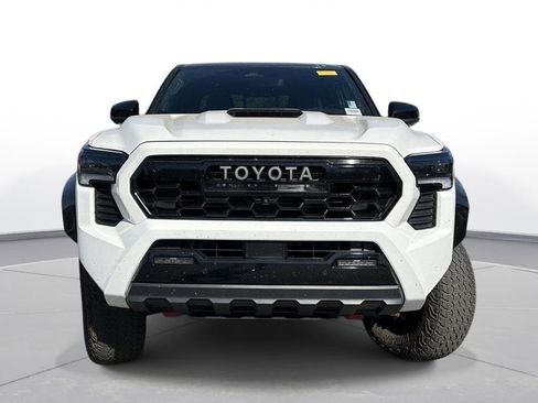 Used 2025 Toyota Tacoma TRD Pro image 3