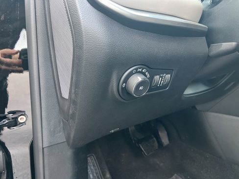 New 2026 Jeep Compass Limited image 22