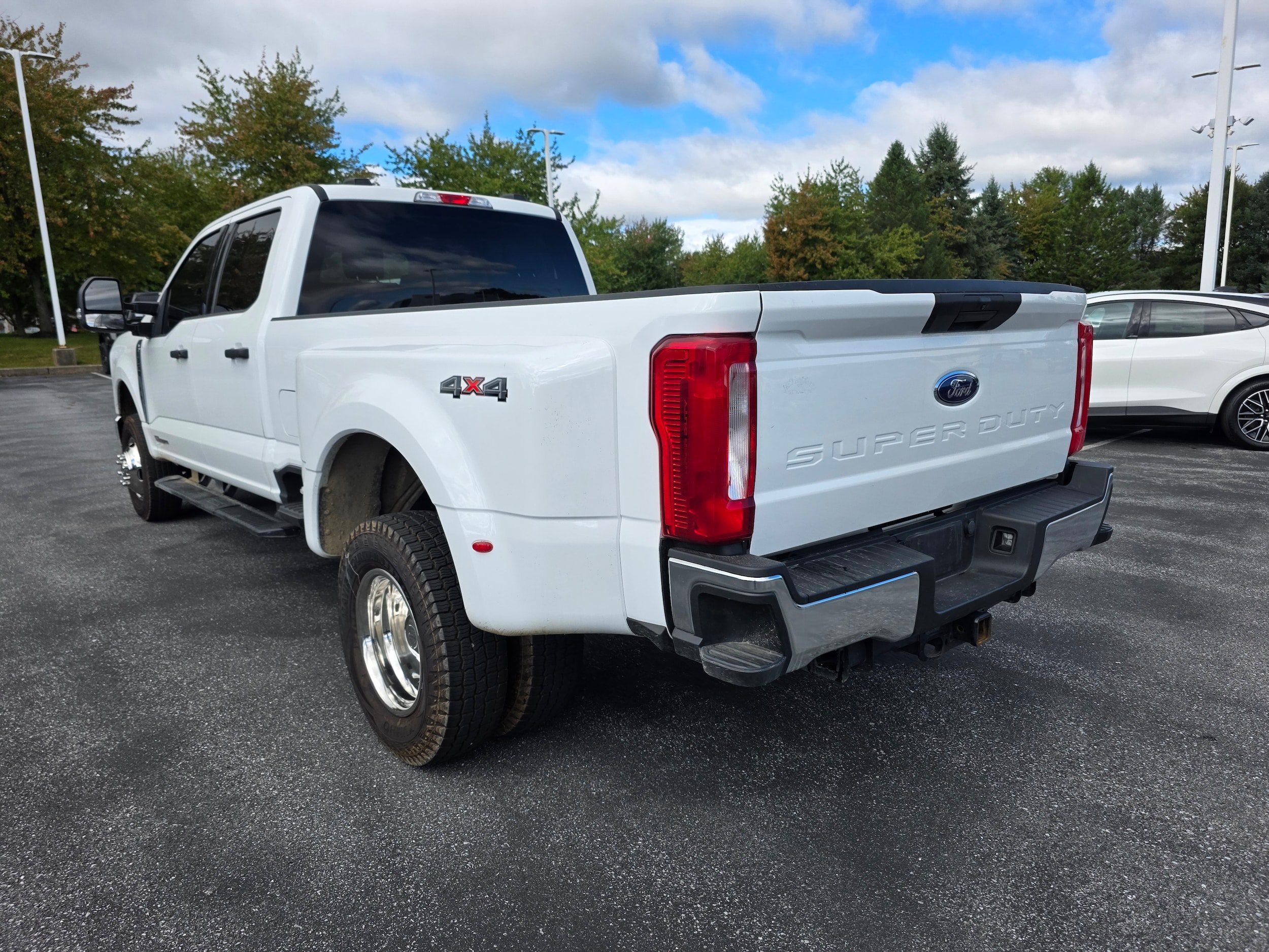 Certified 2025 Ford F350 XLT AWD/4WD image 3