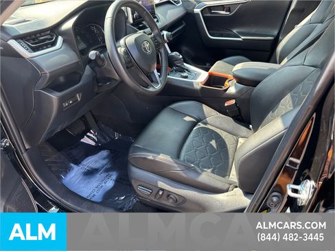 Used 2024 Toyota RAV4 Adventure image 11