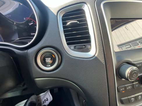 Used 2020 Dodge Durango SXT AWD/4WD image 17