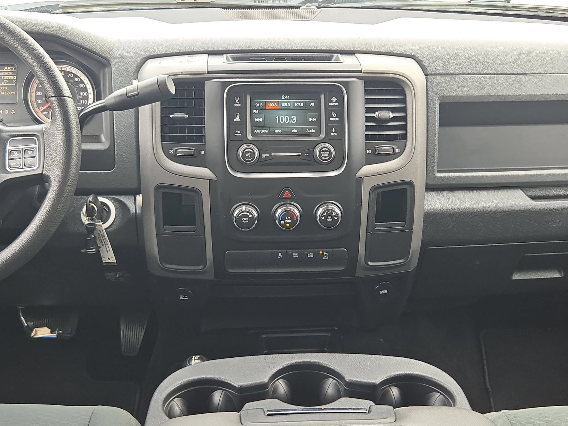 Used 2016 RAM 3500 Tradesman w/ Chrome Appearance Group AWD/4WD image 16