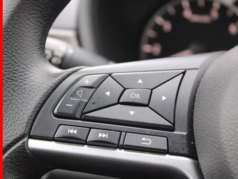 Certified 2024 Nissan Altima 2.5 SV image 28