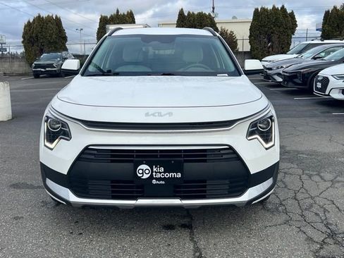 Certified 2024 Kia Niro EX FWD image 4