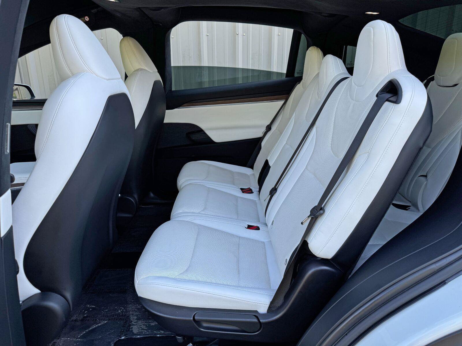 Used 2022 Tesla Model X AWD/4WD image 46
