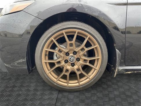 Used 2023 Toyota Camry SE w/ Convenience Package image 14