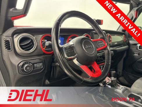 Certified 2021 Jeep Wrangler Unlimited Sahara w/ Cold Weather Group image 18