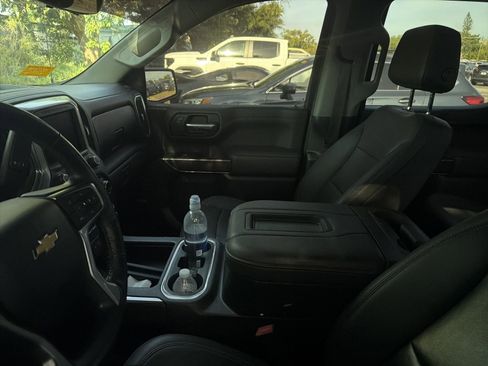 Used 2022 Chevrolet Silverado 1500 LTZ w/ LTZ Premium Package image 7