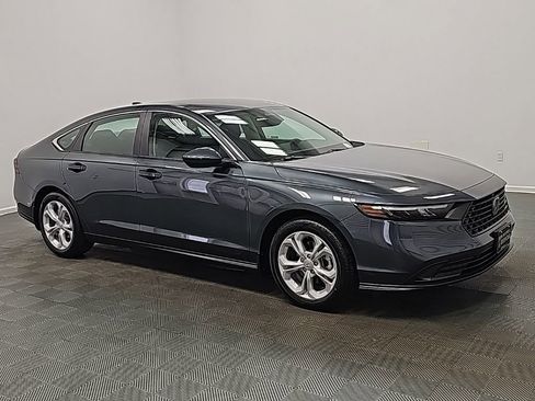 New 2026 Honda Accord LX image 2