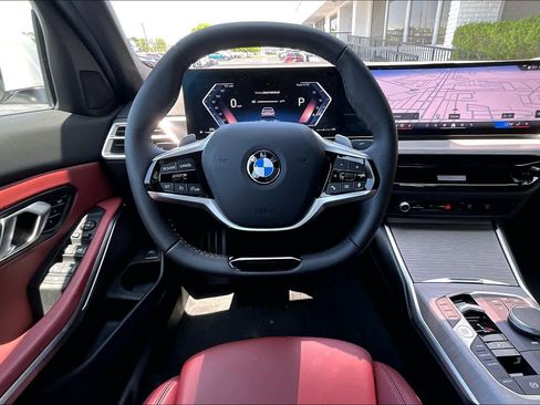 Used 2025 BMW 330i Sedan RWD image 5