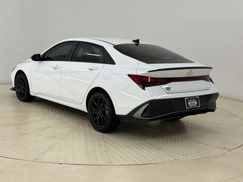Used 2026 Hyundai Elantra Sport FWD image 3
