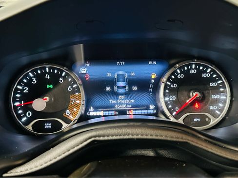 Certified 2021 Jeep Renegade Latitude AWD/4WD image 16