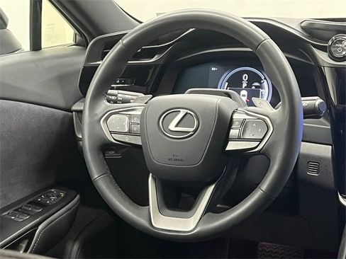 Used 2023 Lexus RZ 450e Premium image 15