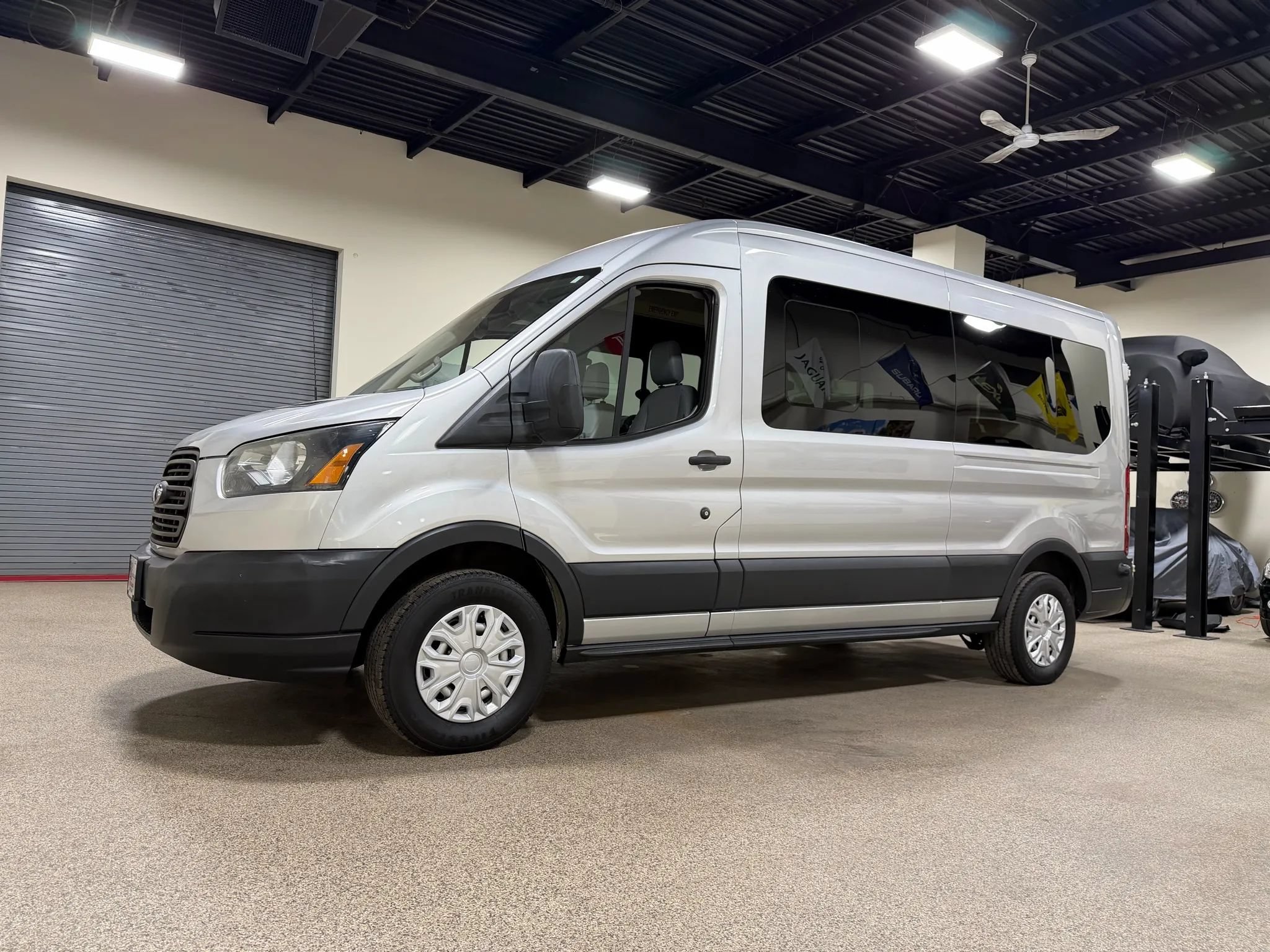 Used 2015 Ford Transit 250 148 Medium Roof RWD image 2