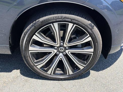 Used 2023 Volvo XC60 B5 Ultimate w/ Climate Package FWD image 25