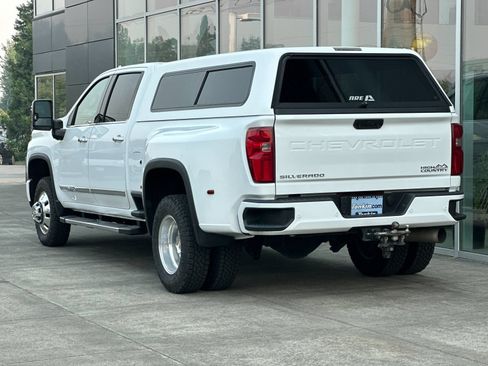 Used 2024 Chevrolet Silverado 3500 High Country w/ High Country Premium Package AWD/4WD image 5