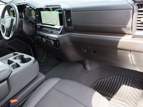 Certified 2025 Chevrolet Silverado 1500 LT w/ Work Truck Package image 23