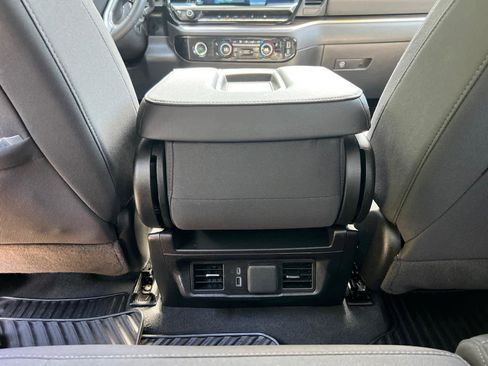 Certified 2024 Chevrolet Silverado 1500 LT AWD/4WD image 31