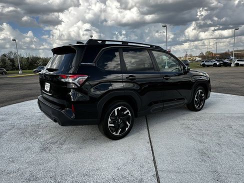 Used 2026 Subaru Forester Limited image 7