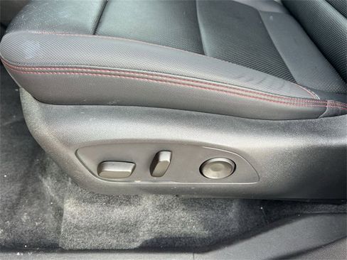 Certified 2024 Chevrolet Traverse RS image 14