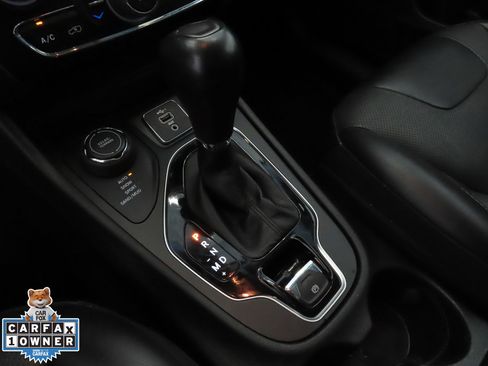 Used 2023 Jeep Cherokee Altitude Lux image 17