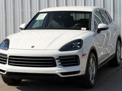 Used 2020 Porsche Cayenne image 49