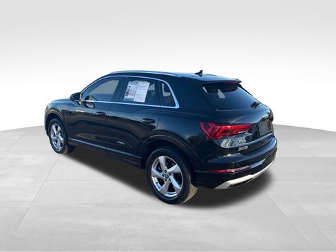 Used 2020 Audi Q3 2.0T Premium w/ Convenience Package image 4