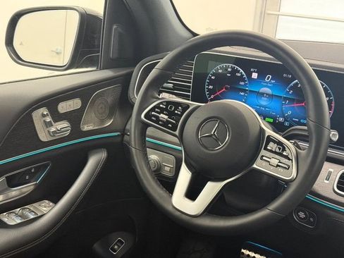 Certified 2023 Mercedes-Benz GLS 450 4MATIC image 11