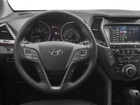 Used 2018 Hyundai Santa Fe Limited image 10