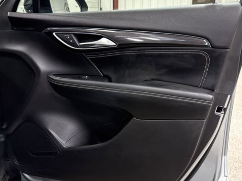 Used 2023 Buick Envision Preferred image 21