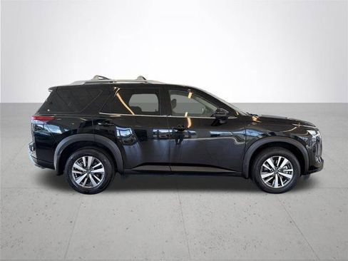 Certified 2024 Nissan Pathfinder SL AWD/4WD image 7