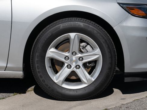 Used 2022 Chevrolet Malibu LT image 11