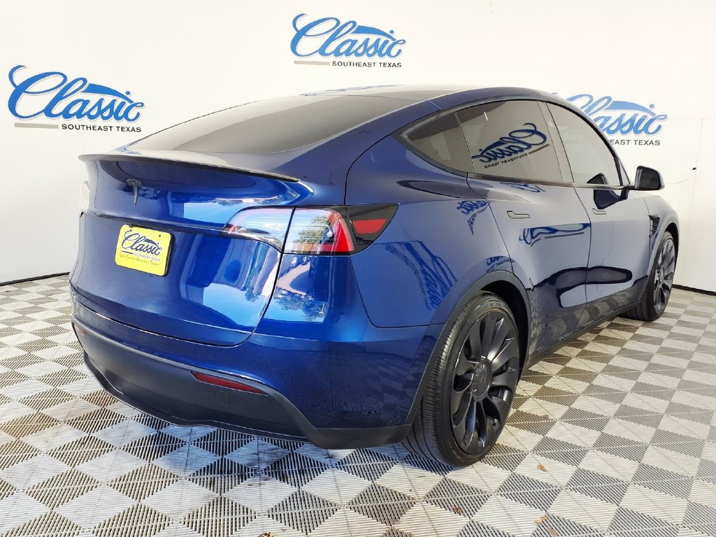 Used 2025 Tesla Model Y Performance AWD/4WD image 4