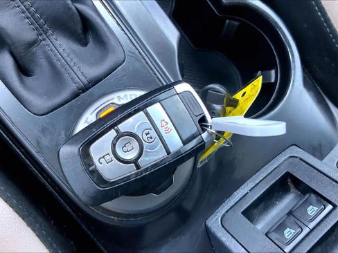 Used 2024 Ford Bronco Wildtrak AWD/4WD image 14