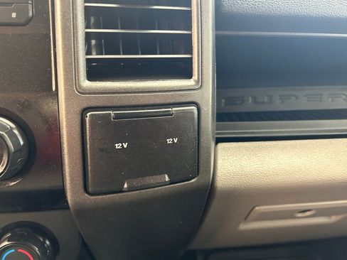 Used 2022 Ford F350 XL w/ Power Equipment Group image 26