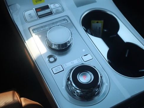 New 2026 Genesis GV70 2.5T Advanced AWD/4WD image 21