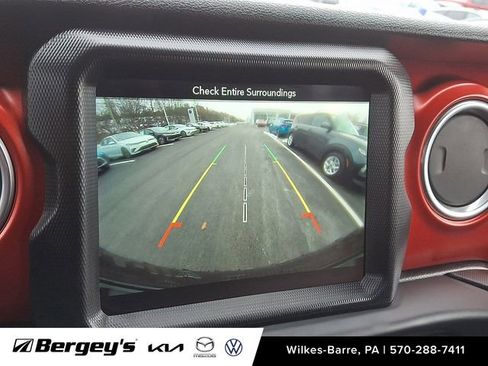 Used 2018 Jeep Wrangler Unlimited Rubicon w/ Dual Top Group image 21