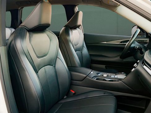 Used 2023 INFINITI QX60 Luxe image 24