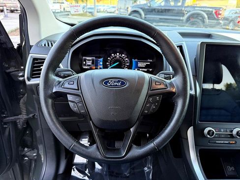 Certified 2022 Ford Edge SEL image 17