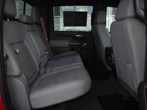 Used 2022 GMC Sierra 2500 SLT w/ SLT Premium Package AWD/4WD image 17