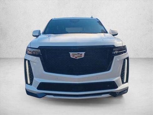 Used 2023 Cadillac Escalade V image 2