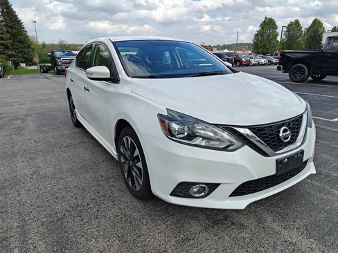 Used 2016 Nissan Sentra SR FWD image 3
