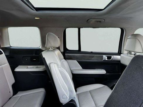 Used 2024 Hyundai Santa Fe Calligraphy FWD image 52